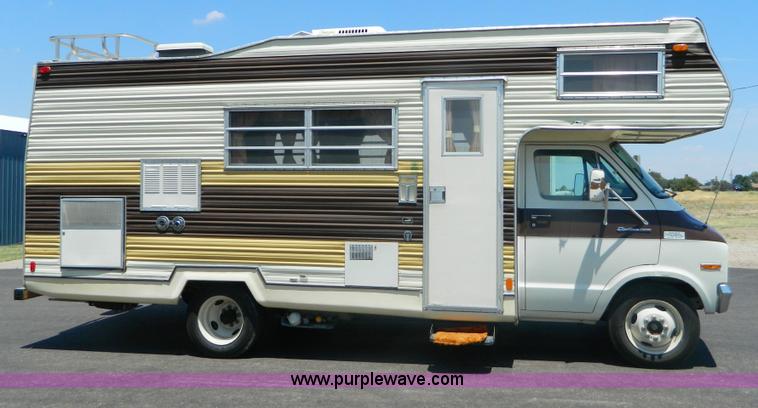 image for item B3808 1976 El Dorado 21' RV motor home