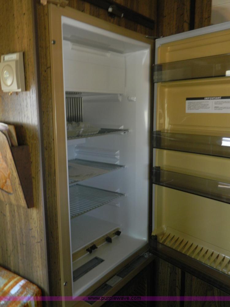 image for item B3808 1976 El Dorado 21' RV motor home