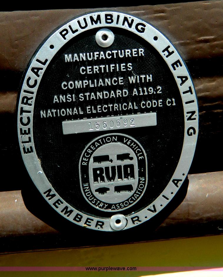 image for item B3808 1976 El Dorado 21' RV motor home