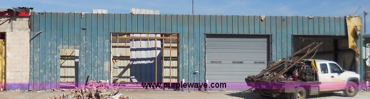 image for item B7337 60' x 60' steel building frame