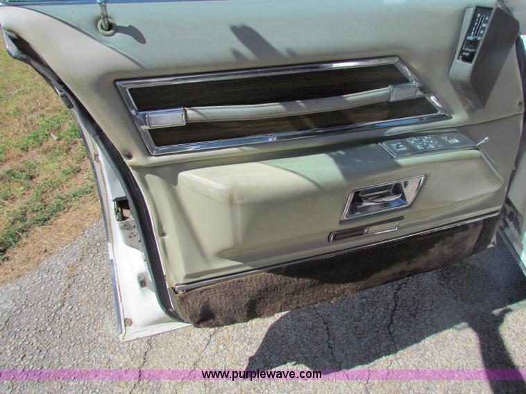 image for item B7361 1972 Cadillac DeVille