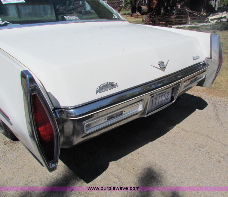 image for item B7361 1972 Cadillac DeVille