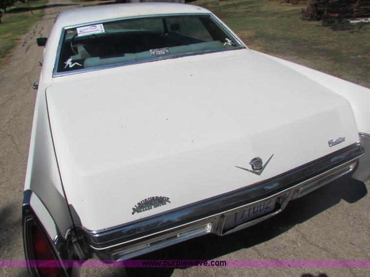 image for item B7361 1972 Cadillac DeVille