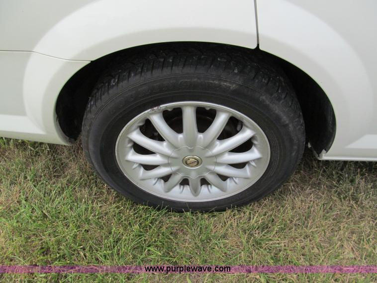 image for item C2273 2003 Chrysler Sebring LXi