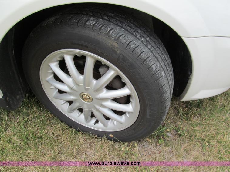 image for item C2273 2003 Chrysler Sebring LXi