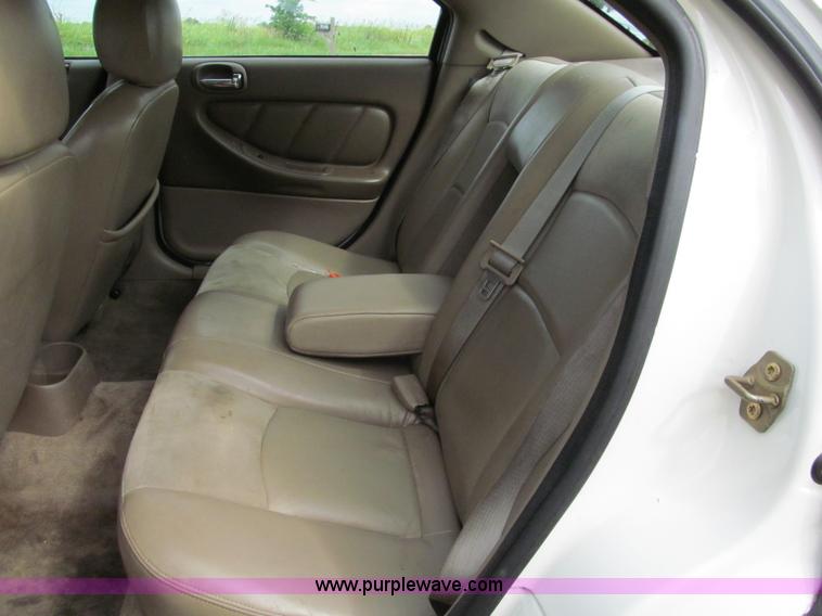 image for item C2273 2003 Chrysler Sebring LXi