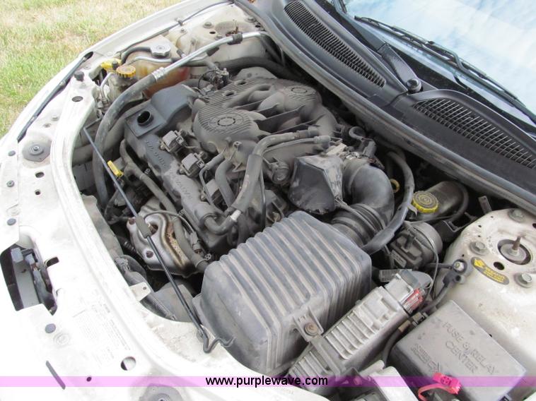image for item C2273 2003 Chrysler Sebring LXi