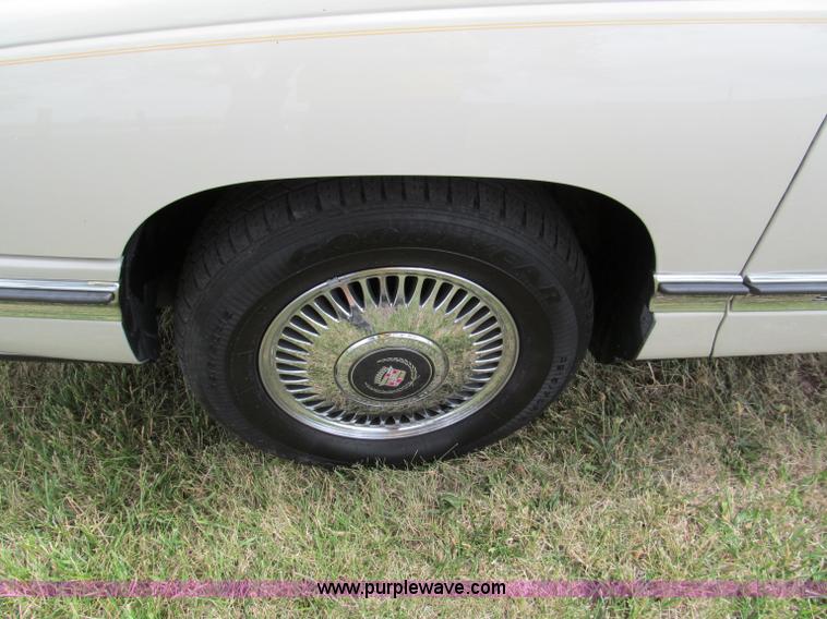 image for item C2274 1995 Cadillac DeVille
