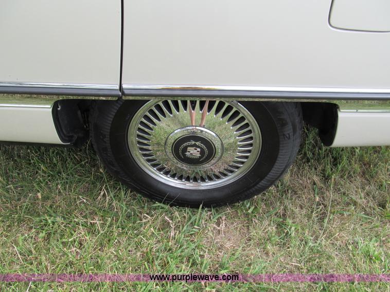 image for item C2274 1995 Cadillac DeVille