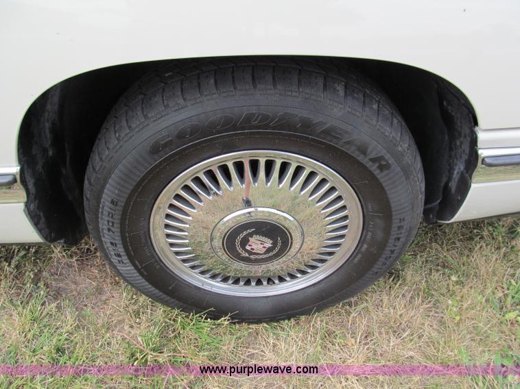 image for item C2274 1995 Cadillac DeVille