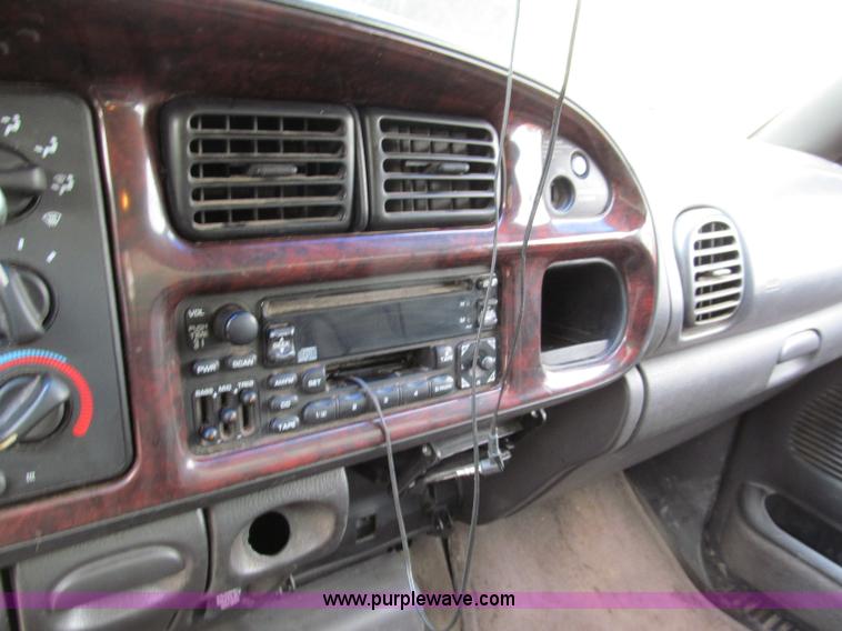 image for item C2364 2001 Dodge Ram 1500 Sport pickup truck