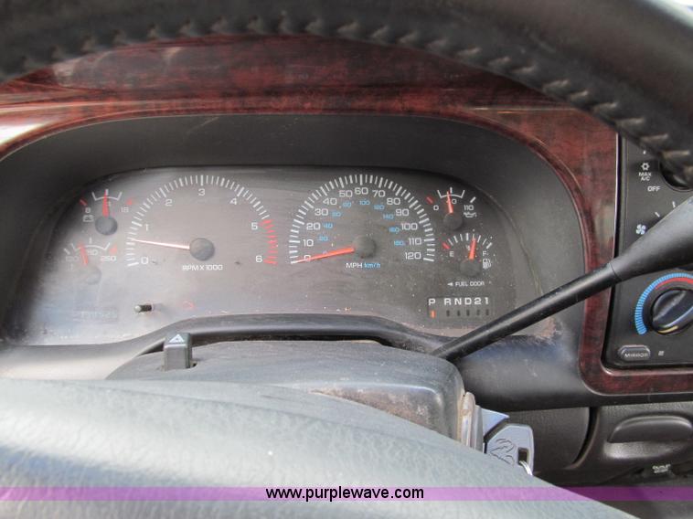 image for item C2364 2001 Dodge Ram 1500 Sport pickup truck