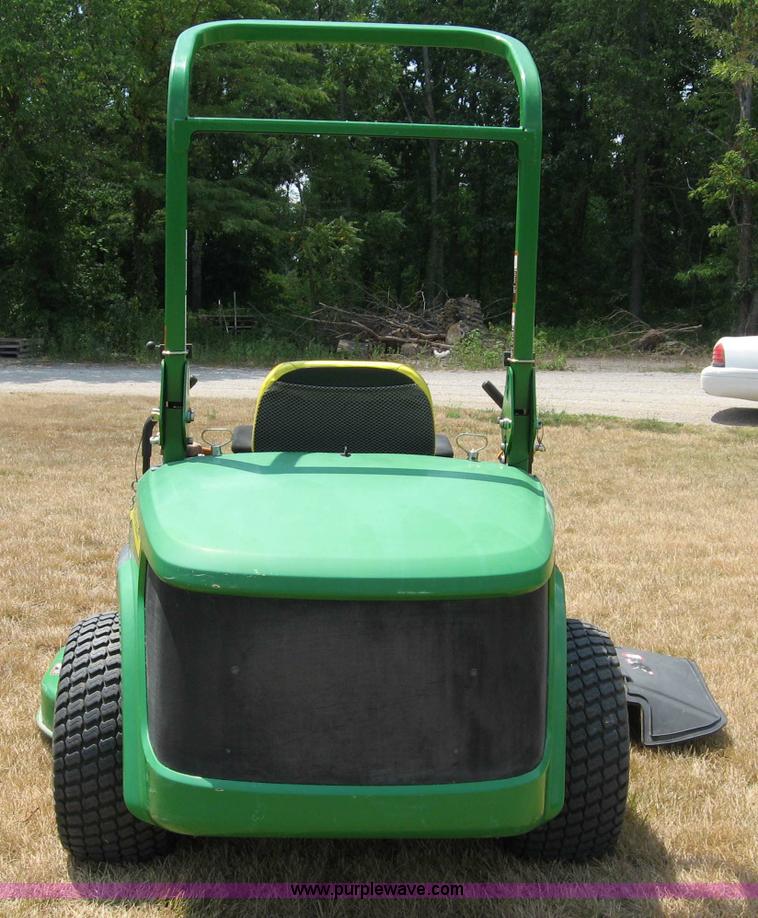 image for item C2615 John Deere 997 ZTRAK lawn mower