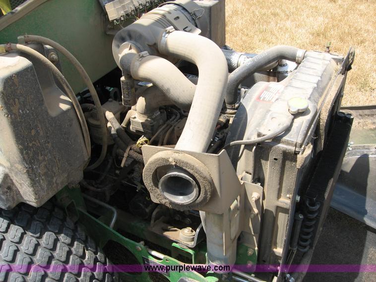 image for item C2615 John Deere 997 ZTRAK lawn mower