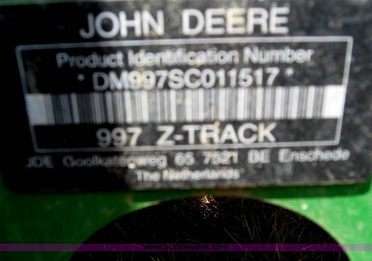 image for item C2615 John Deere 997 ZTRAK lawn mower