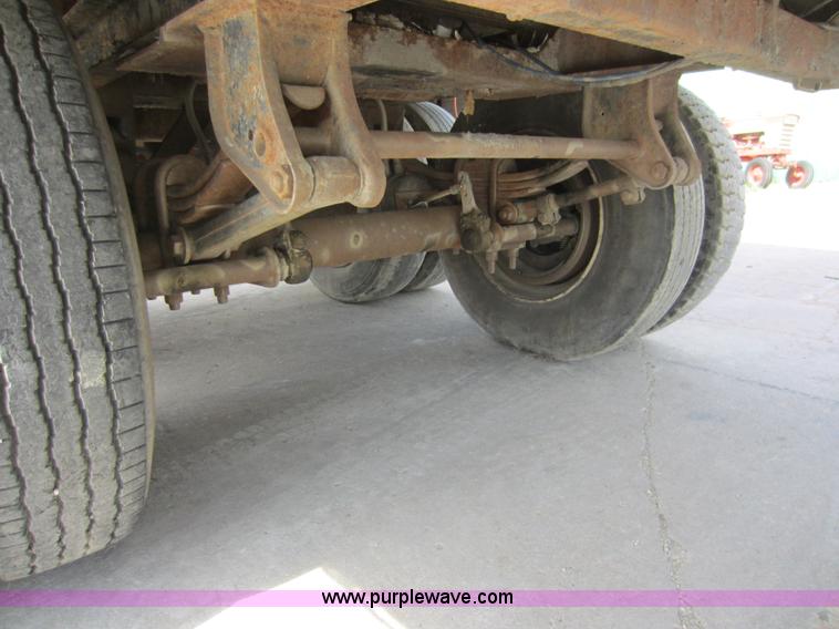 image for item C5486 1988 Star 45' open top trailer