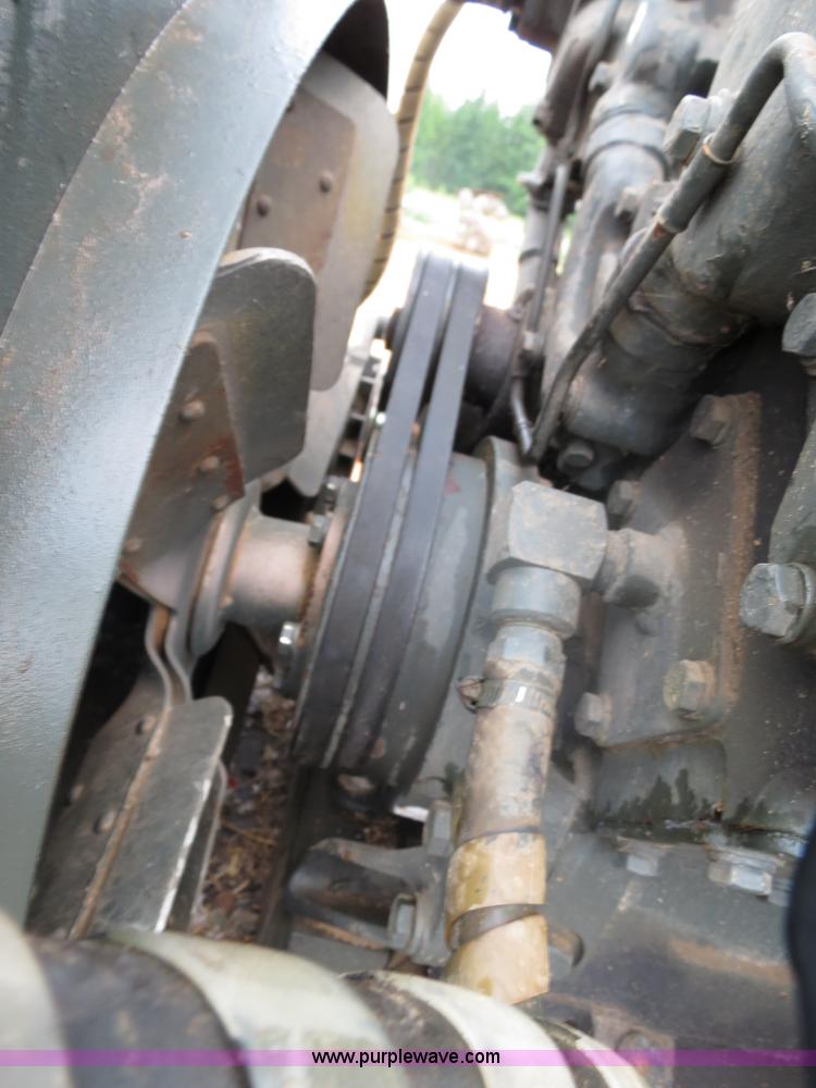 image for item C9719 Re-manufactured Cummins V6 diesel engine