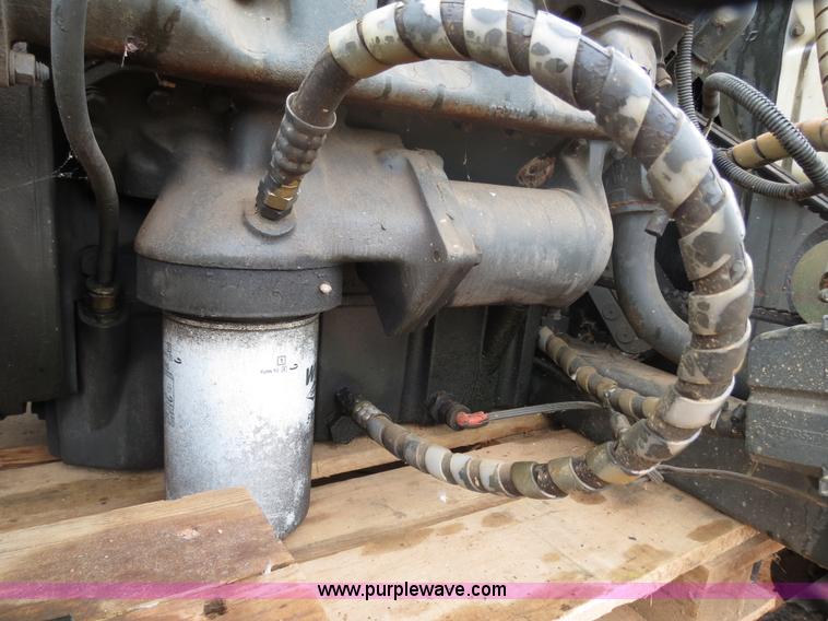 image for item C9719 Re-manufactured Cummins V6 diesel engine