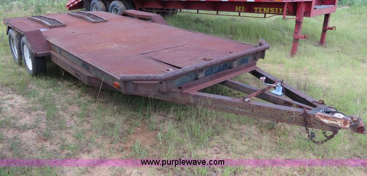 image for item C9720 1993 18' flatbed utility trailer
