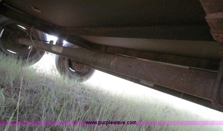 image for item C9720 1993 18' flatbed utility trailer