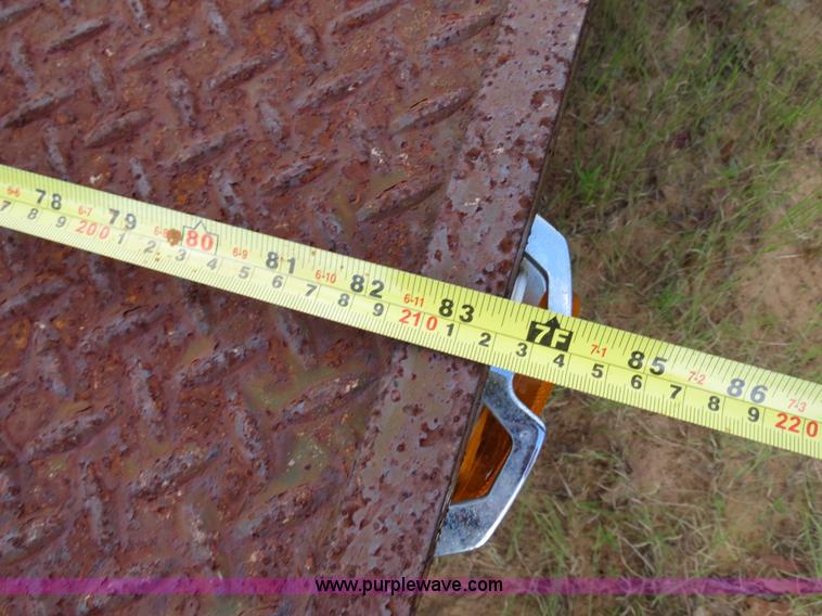 image for item C9720 1993 18' flatbed utility trailer