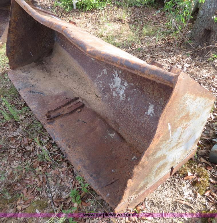 image for item C9723 66.5" loader bucket