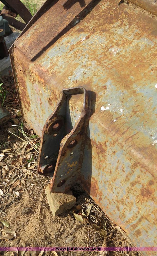 image for item C9723 66.5" loader bucket