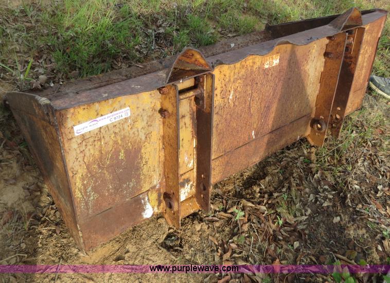 image for item C9724 60" skid steer bucket