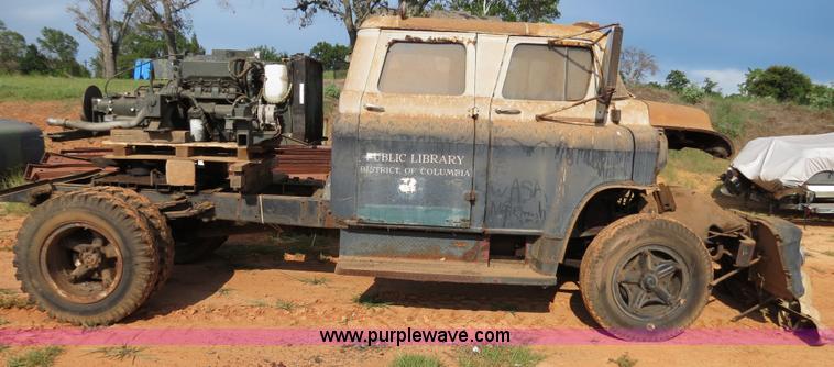 image for item C9730 1956 GMC crew cab pickup truck