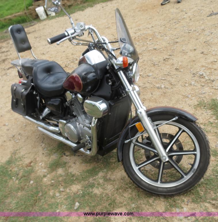 image for item C9733 1998 Kawasaki Vulcan 1500 motorcycle