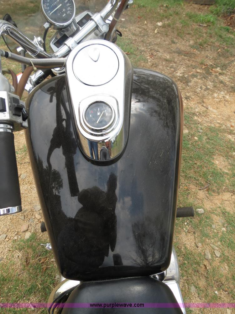 image for item C9733 1998 Kawasaki Vulcan 1500 motorcycle