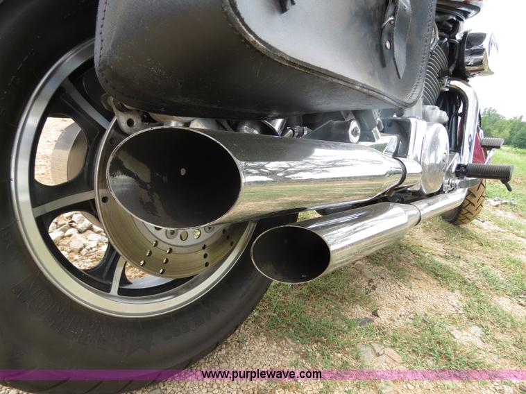 image for item C9733 1998 Kawasaki Vulcan 1500 motorcycle