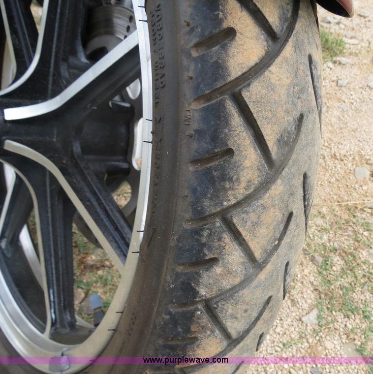 image for item C9733 1998 Kawasaki Vulcan 1500 motorcycle