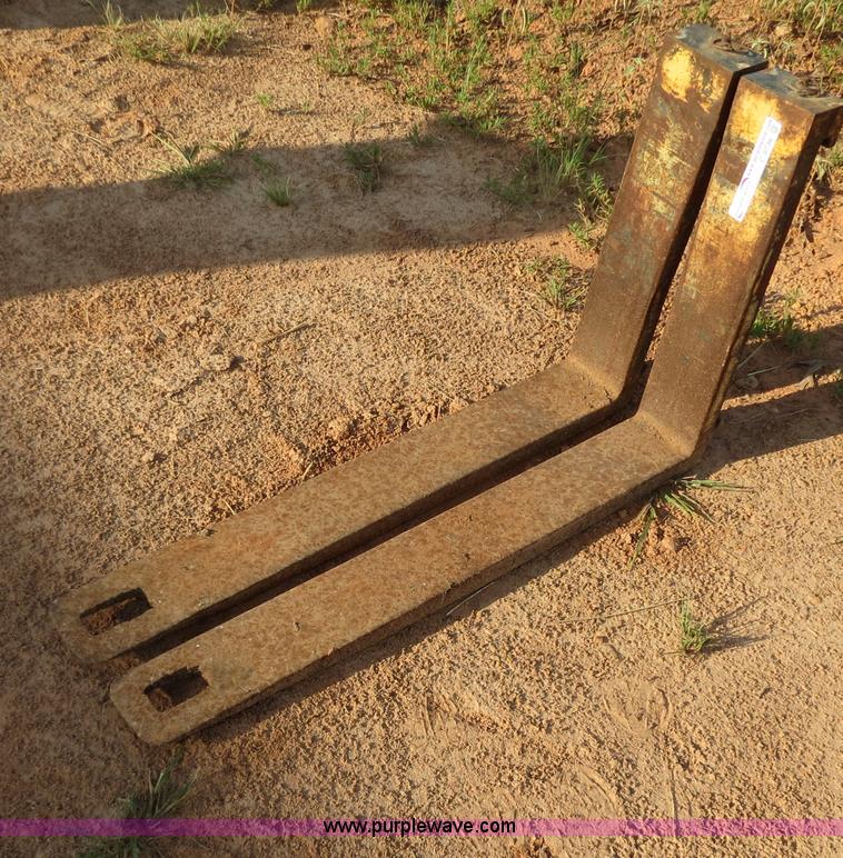image for item C9736 Set of forklift forks
