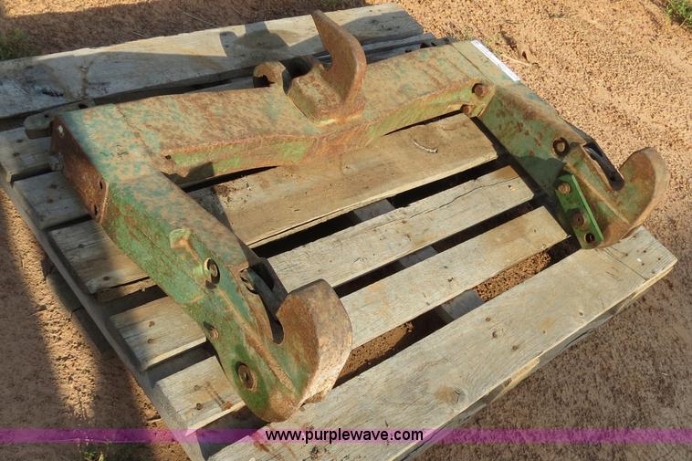 image for item C9737 Category 2/3N three point quick hitch