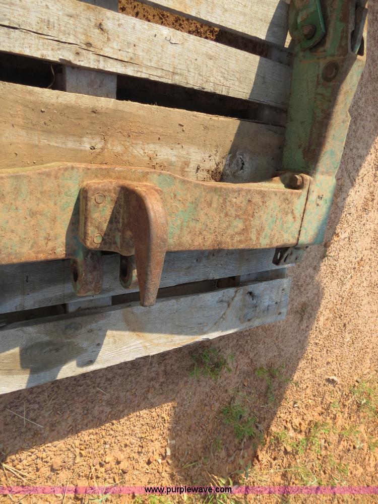 image for item C9737 Category 2/3N three point quick hitch