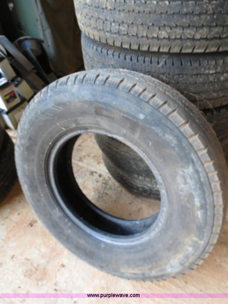 image for item C9742 Assorted tires and rims