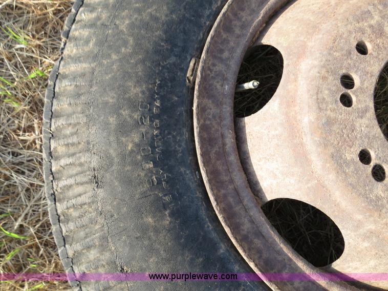 image for item C9742 Assorted tires and rims