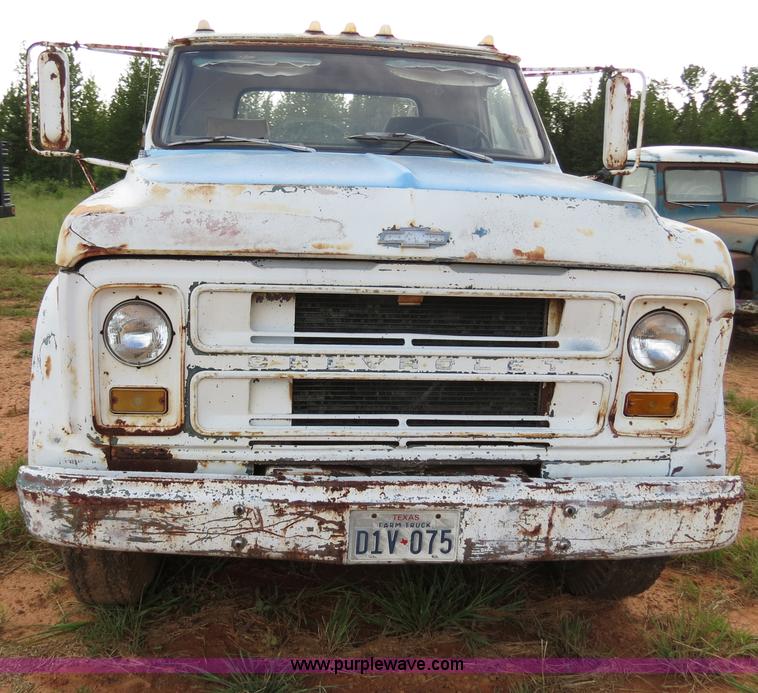 image for item C9743 1971 Chevrolet C150 rollback truck