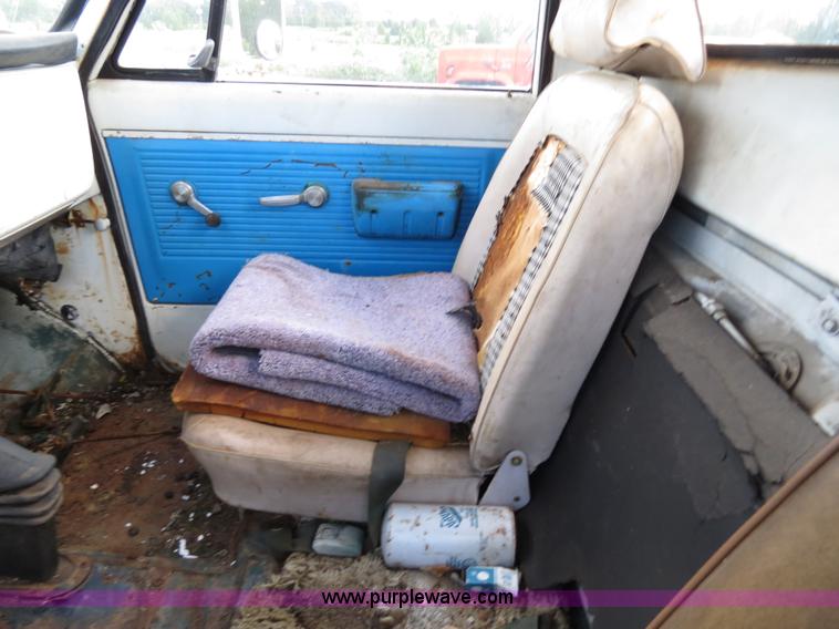 image for item C9743 1971 Chevrolet C150 rollback truck