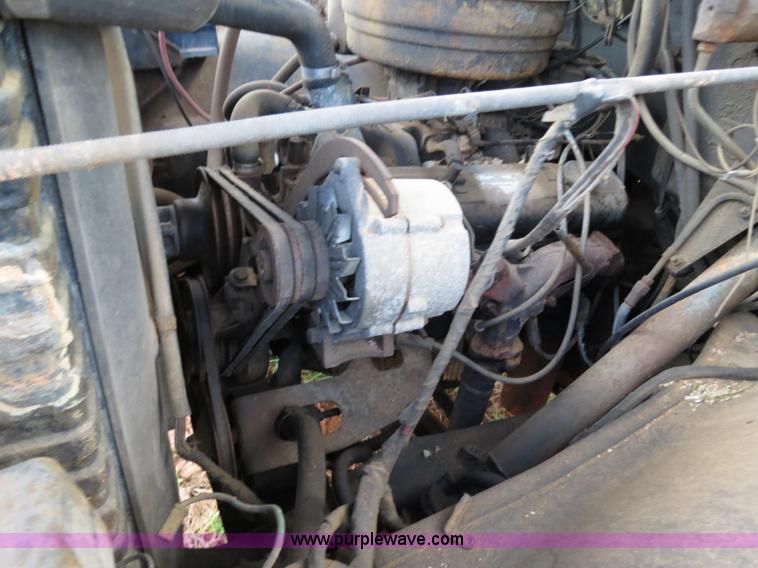 image for item C9743 1971 Chevrolet C150 rollback truck