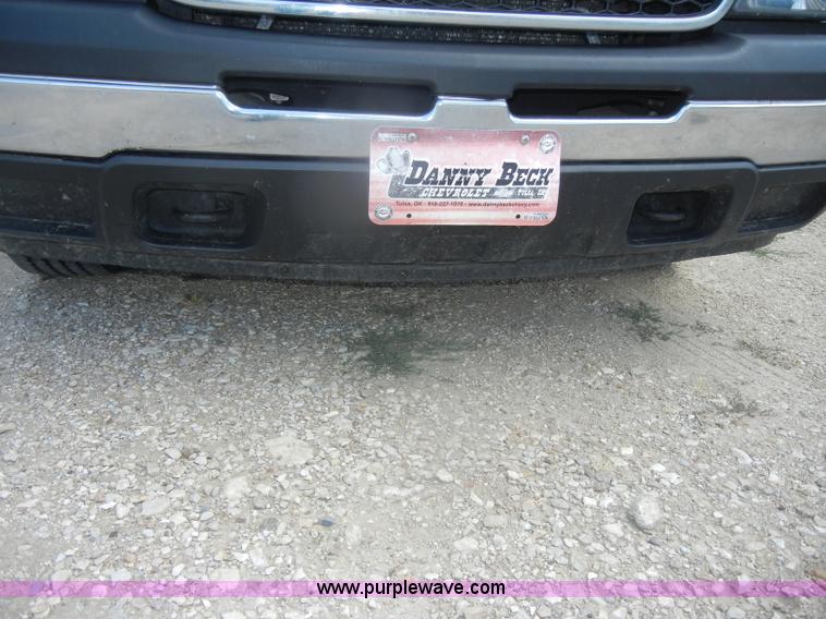 image for item D4361 2006 Chevrolet Silverado 1500 pickup truck