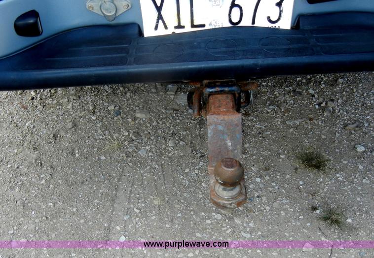 image for item D4361 2006 Chevrolet Silverado 1500 pickup truck