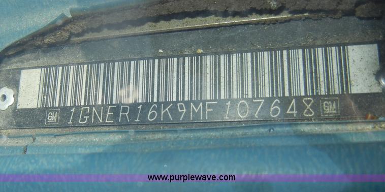 image for item D4376 1991 Chevrolet Suburban Silverado 1500 SUV
