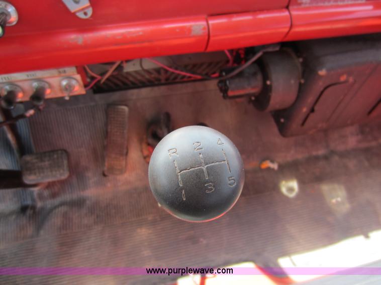 image for item D5577 1964 Ford 750 firetruck