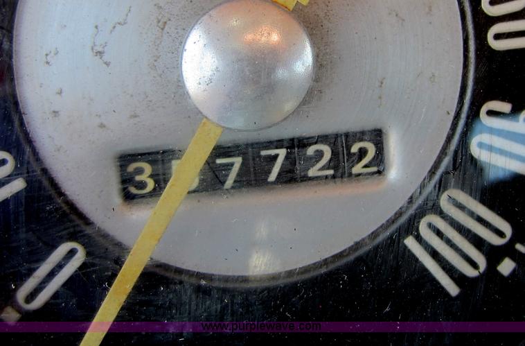 image for item D5577 1964 Ford 750 firetruck