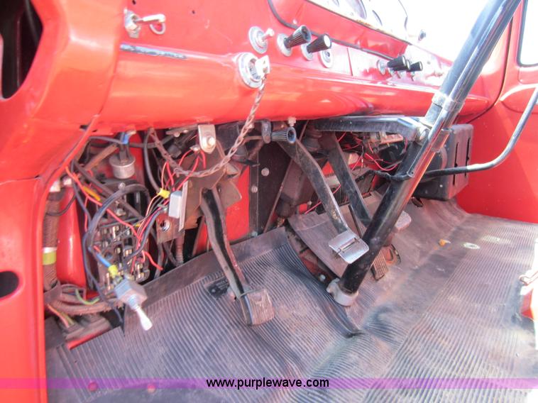 image for item D5577 1964 Ford 750 firetruck