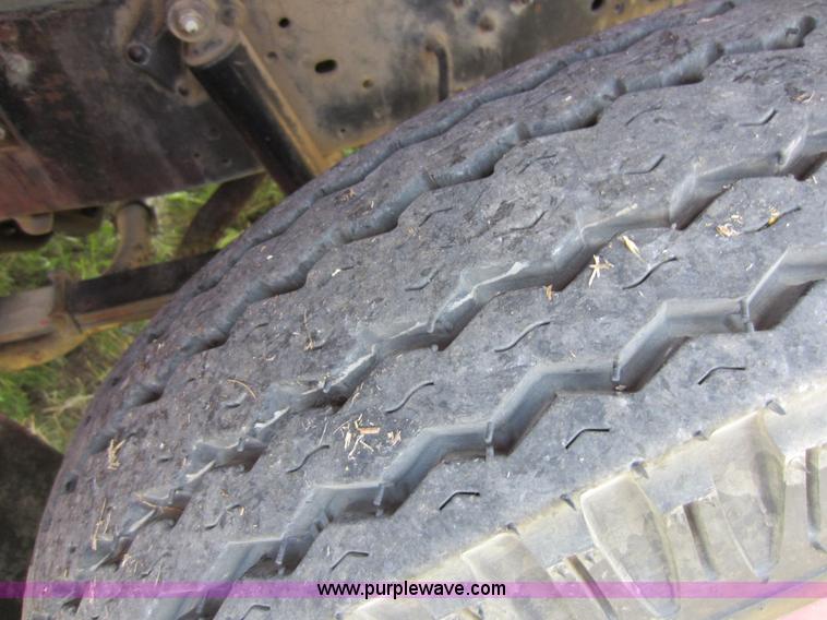 image for item D5577 1964 Ford 750 firetruck