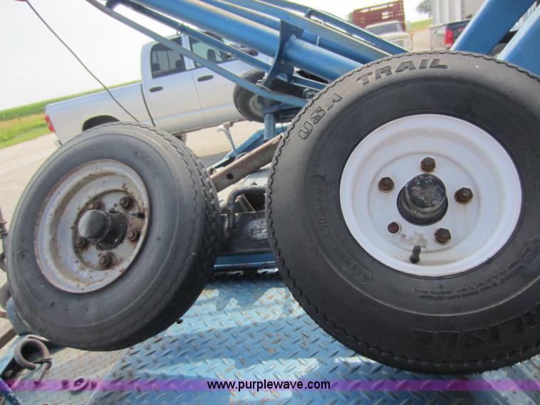 image for item D5581 1976 Chevrolet C30 wrecker truck