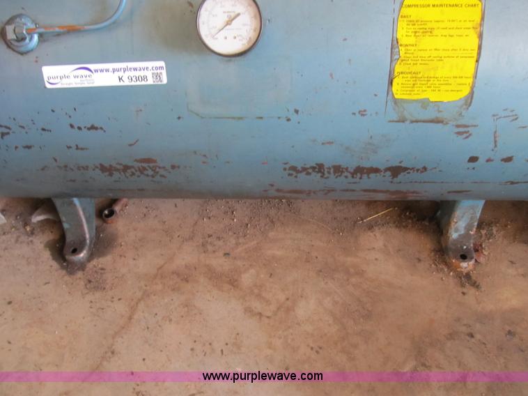 image for item K9308 1976 Quincy 230-32 air compressor